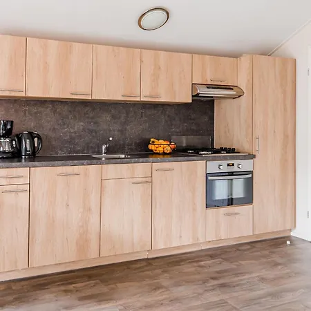 Covered Terrace At Leukermeer Alpesi faház *