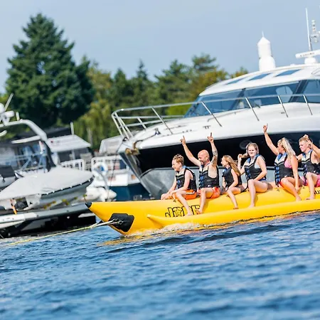Covered Terrace At Leukermeer Alpesi faház *